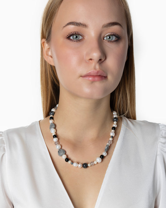Rue du Muguet Burning Heart necklace