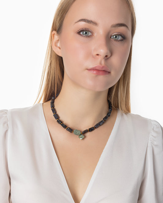 Rue du Muguet Chain of Stones Lapis necklace