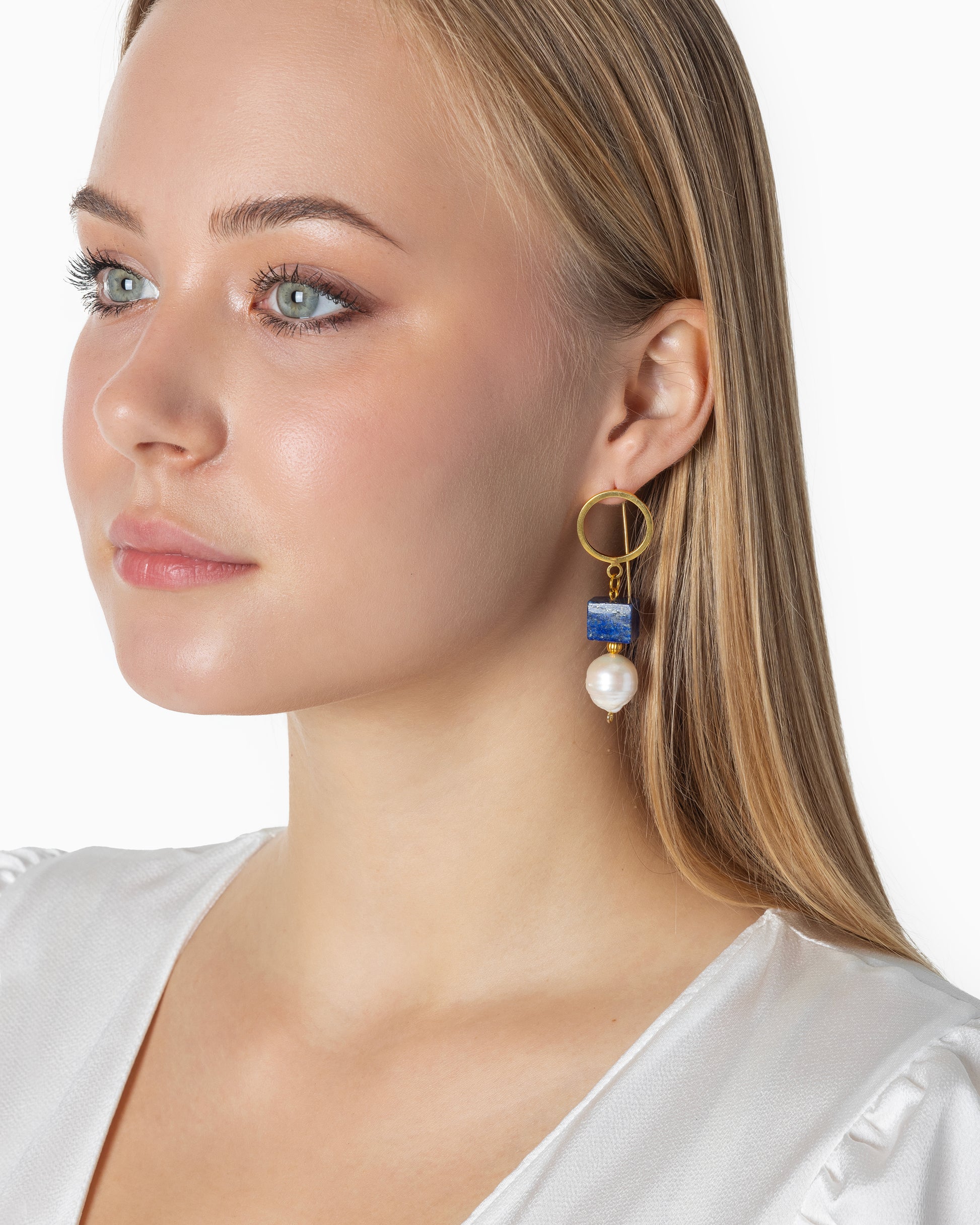 Rue du Muguet Cube earrings