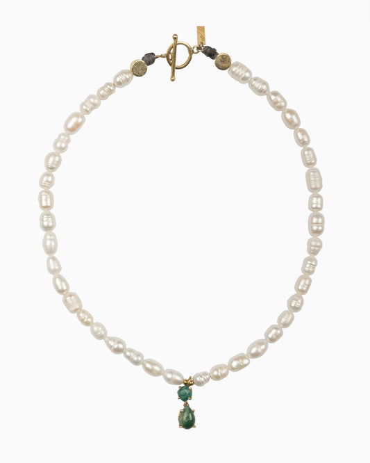 Rue du Muguet Emerald Hürrem necklace
