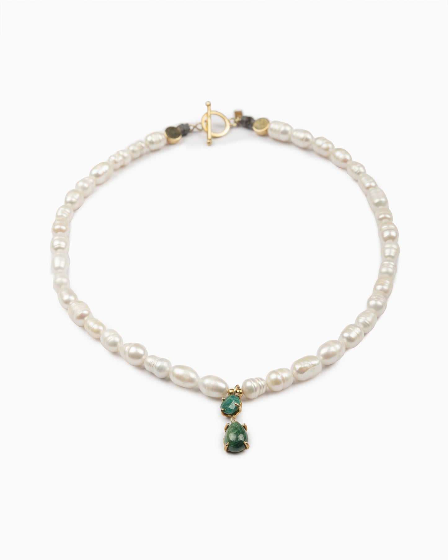Rue du Muguet Emerald Hürrem necklace