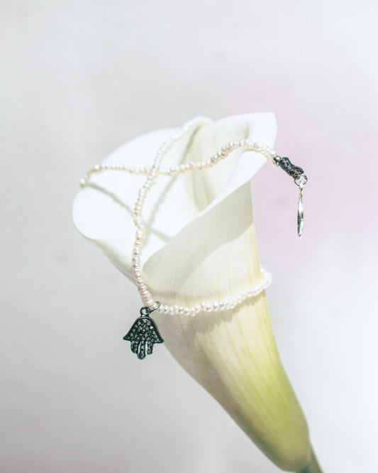 Rue du Muguet Maison Muguet Hand necklace