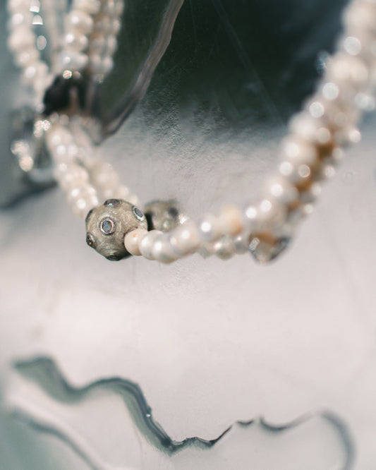 Rue du Muguet Maison Muguet White Orb necklace